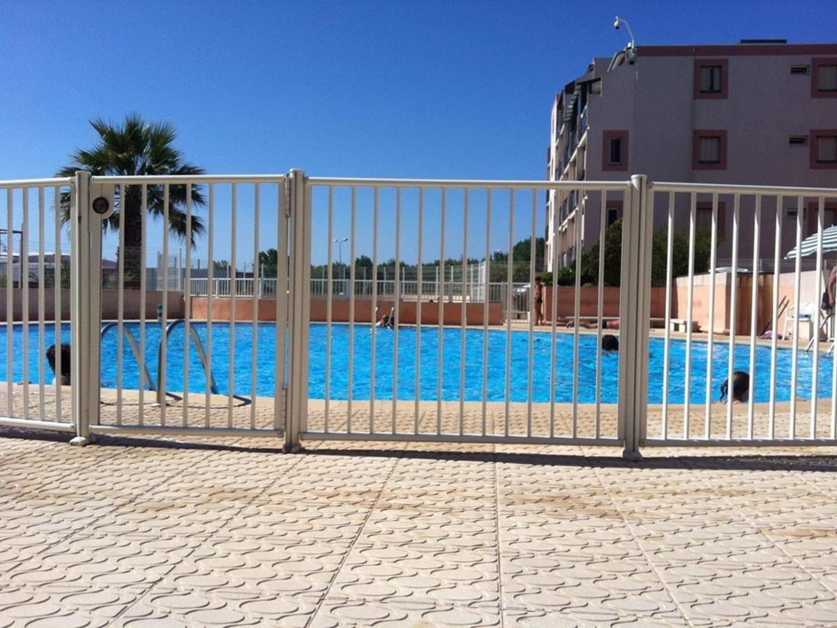 Studio Climatise Double Cabine Avec Piscine Et Parking A 650M De La Plage - Fr-1-307-140 Le Grau-du-Roi Luaran gambar